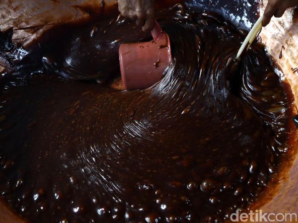 Jelang Imlek, Permintaan Dodol & Kue Ranjang Meningkat