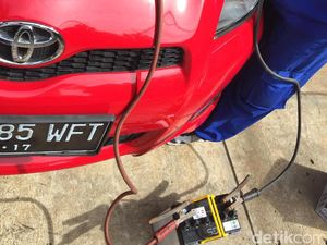 Tips Jumper Aki Mobil dengan Aman Tips Jumper Aki Mobil dengan Aman