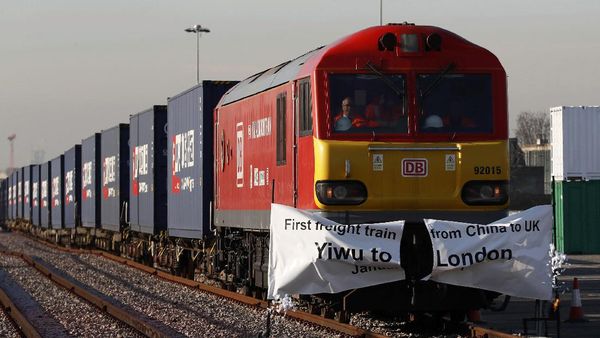 Kini, China-London Bisa Naik Kereta
