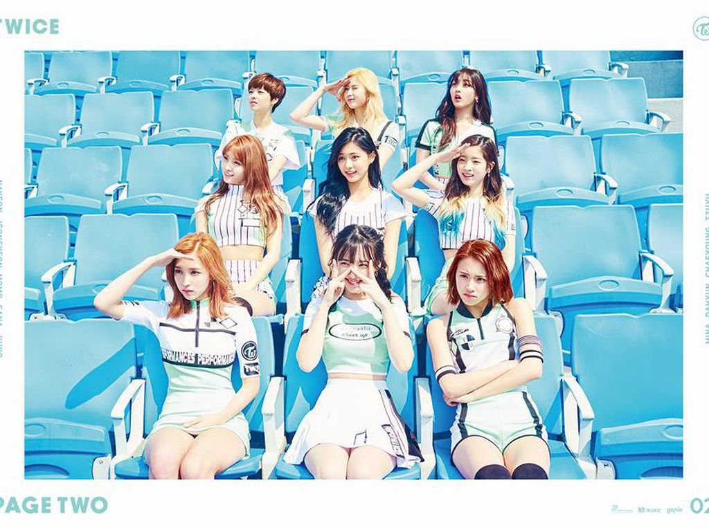 Jelang Konser di Jakarta, Twice dan Wanna One Sapa Para Fans Jelang Konser di Jakarta, Twice dan Wanna One Sapa Para Fans