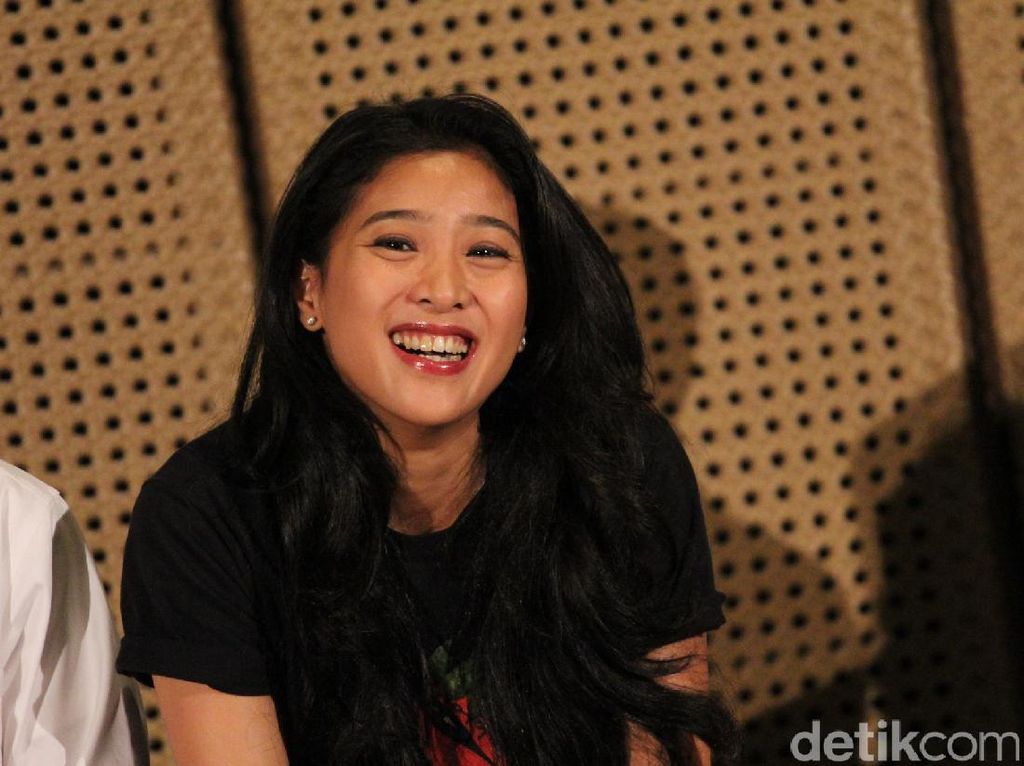 Siapa Sih Pacar Olivia Zalianty? Siapa Sih Pacar Olivia Zalianty?