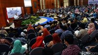 Mendes Beri Kuliah Umum di Universitas Brawijaya