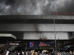 Kebakaran Pasar Senen, Jumlah Mobil Damkar Bertambah Jadi 56