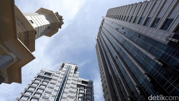 Gedung Marie Muhammad Menjulang ke Langit