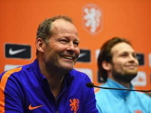Daley Blind Bangga Pernah Wujudkan Mimpi Dilatih Sang Ayah di Timnas