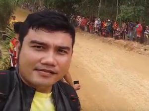 Keasyikan Selfi Saat Nonton Balap, Pria Ini Malah Tertabrak