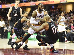 LeBron dan Irving Bawa Cavs Atasi Suns