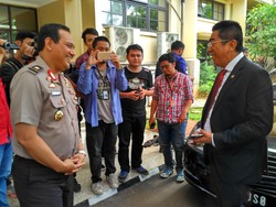 Sambangi Mabes Polri, Henry Yoso Minta Habib Rizieq Ditangkap