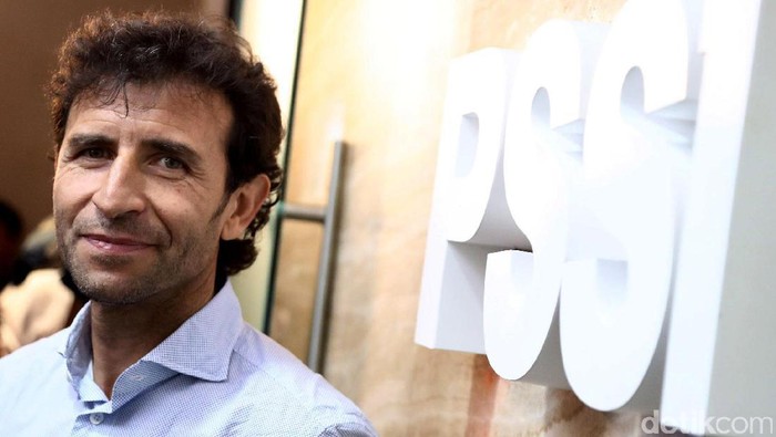 Luis Milla Pulang ke Spanyol