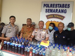 Polisi Tangkap Penjual dan Sita 733 Liter Miras di Semarang