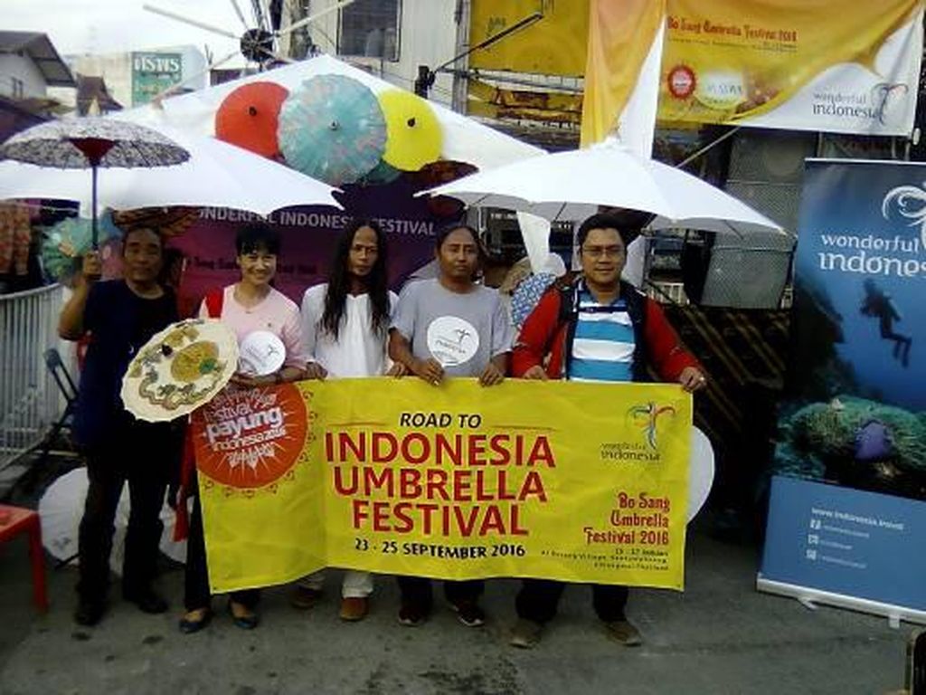 Wonderful Indonesia Meriahkan Festival Payung Bo Sang di Thailand