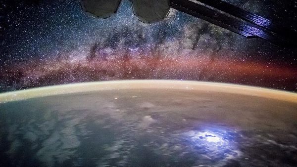 Potret Menakjubkan Indahnya Bumi dari Angkasa