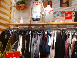 Pull & Bear Diskon Hingga 50%, Kaus Pria Mulai dari Rp 129 Ribu