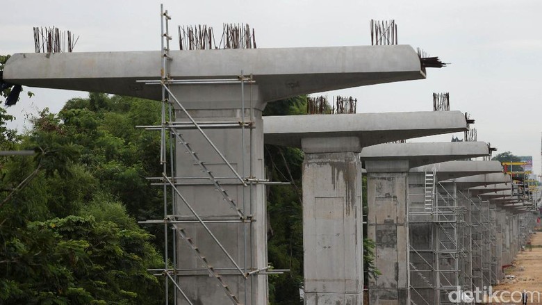 Proyek LRT Jabodebek Bagai Buah Simalakama