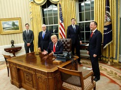 Gedung Putih Bersumpah Melawan Media yang Menyerang Trump