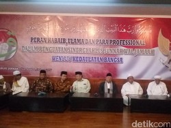 Cegah Keretakan, Puluhan Kiai Bersatu Bangun Kembali Kebersamaan