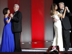 Wanita-wanita Seksi yang Pernah Dekat dengan Donald Trump