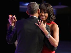 Ritual Ini yang Bikin Pasangan Barack dan Michelle Obama Selalu Intim Ritual Ini yang Bikin Pasangan Barack dan Michelle Obama Selalu Intim