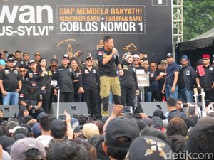 Apel Siaga Relawan, Agus Yudhoyono Stage Dive 2 Kali