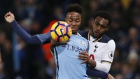 Raheem Sterling. Pemain Manchester City itu sudah dilanggar 45 kali sepanjang Premier League 2016-17 sejauh ini. (REUTERS/Andrew Yates)