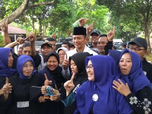 Di Maulid Nabi Forkabi, Agus Ajak Warga DKI Cinta Budaya Betawi Di Maulid Nabi Forkabi, Agus Ajak Warga DKI Cinta Budaya Betawi