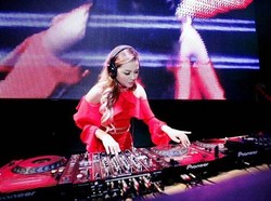 Aurel Jadi DJ, KD Khawatir