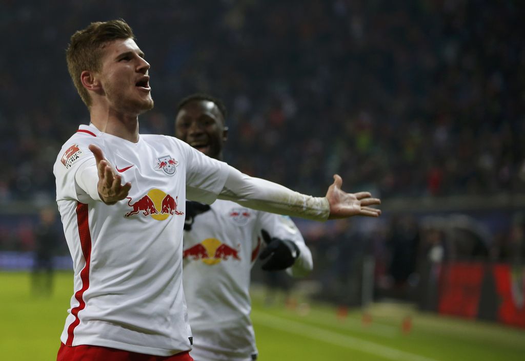 Football Soccer - RB Leipzig v Eintracht Frankfurt - German Bundesliga - Red Bull Arena, Leipzig, Germany - 21/01/17 - Timo Werner of RB Leipzig celebrates his goal against Eintracht Frankfurt. REUTERS/Fabrizio Bensch DFL RULES TO LIMIT THE ONLINE USAGE DURING MATCH TIME TO 15 PICTURES PER GAME. IMAGE SEQUENCES TO SIMULATE VIDEO IS NOT ALLOWED AT ANY TIME. FOR FURTHER QUERIES PLEASE CONTACT DFL DIRECTLY AT + 49 69 650050.