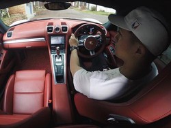 Fero Walandouw Keluarkan 2 M untuk Beli Sport Car