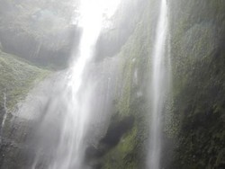 Air Terjun Madakaripura yang Eksotis