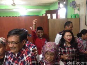 Blusukan Bareng ke Cipete, Djarot Beri Panggung ke Istri Blusukan Bareng ke Cipete, Djarot Beri Panggung ke Istri
