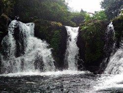 Curug Gomblang & Curug Lima yang Lagi Hits di Purwokerto