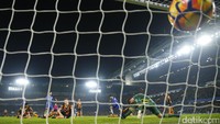 Saat melakoni pertandingan di Stamford Bridge, Minggu (22/1/2017), Chelsea mampu tampil dominan. Mereka mampu mencatatkan 53 persen penguasaan bola. Reuters/Eddie Keogh.