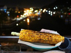 Wisata Kuliner Malam di Padang, Coba Sambangi Jembatan Siti Nurbaya