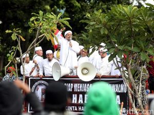 Presidium 212 Belum Yakin soal Kepulangan Habib Rizieq