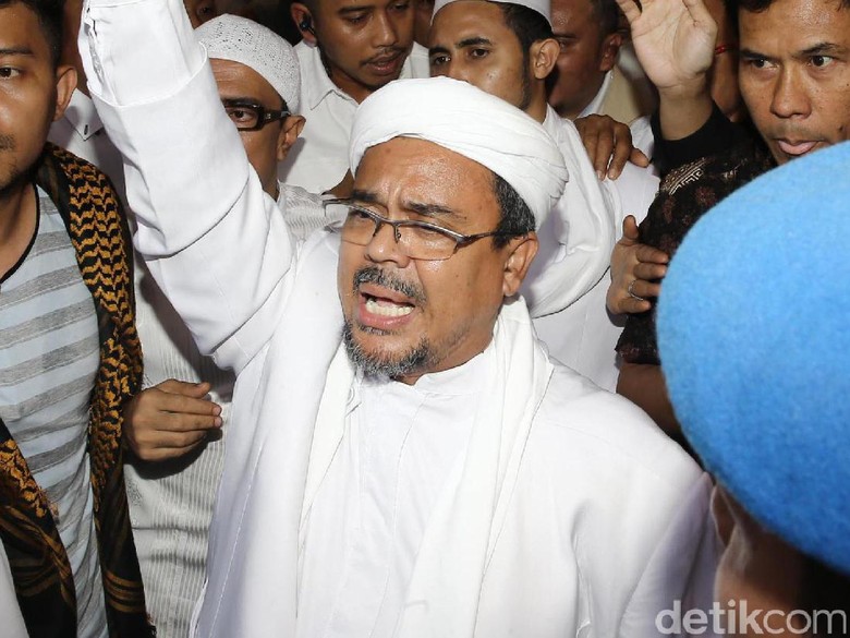 Habib Rizieq Minta Pemerintah Tarik Uang Berlogo Mirip Palu-Arit