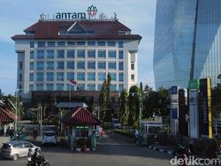 Feronikel Bisa Selamatkan Kinerja Antam?