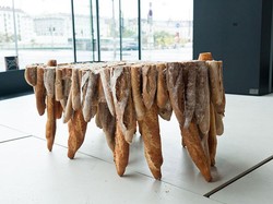 Benda-benda Ini Ternyata Terbuat dari Makanan Sungguhan