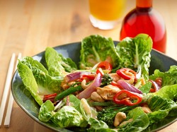 Pencinta Salad, Ini Bedanya Vinaigrette dan Dressing untuk Salad