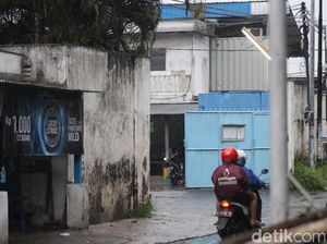 Diusut Polisi, ini Penerbit Buku UN SMA Bergambar Palu-Arit Diusut Polisi, ini Penerbit Buku UN SMA Bergambar Palu-Arit