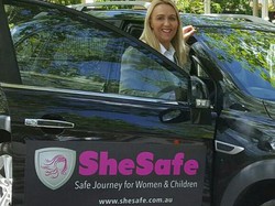 Kini Taksi Online Ada Khusus Perempuan