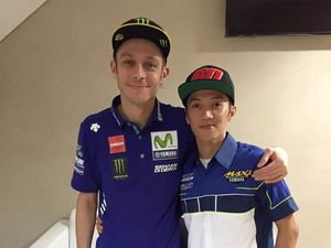 Pebalap Indonesia Ini Dapat Wejangan dari Rossi