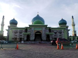Nikmati Suasana Sore Nan Syahdu di Masjid An Nur Pekanbaru