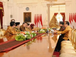 Pimpinan MPR Undang Jokowi Hadiri Hari Konstitusi 18 Agustus