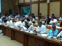 Malam-malam PLN Rapat dengan DPR, Ini Hasilnya