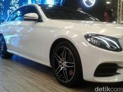 Mercy E-Class Versi CBU dan Bogor Apa Saja Bedanya?