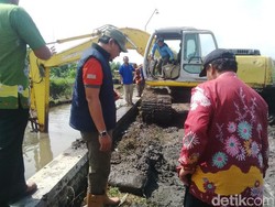 Bupati Irsyad Pimpin Normalisasi Sungai Penyebab Banjir di Grati
