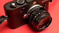 Melongok Leica M10, Kamera Seksi Rp 99 Juta