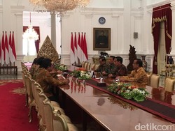 Jokowi Rapat Konsultasi Kenegaraan dengan Pimpinan MPR di Istana
