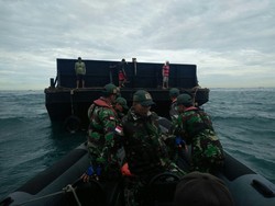 TNI AL Selamatkan ABK Galang Baru yang Tenggelam di Selat Philips