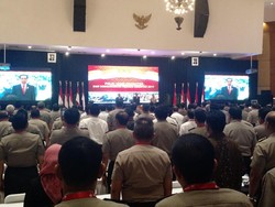 Buka Rapim Polri 2017, Kapolri Soroti Kebijakan Donald Trump